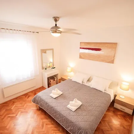 Melisa Apartman *